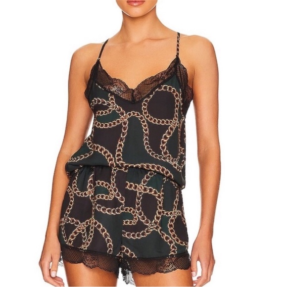 NWT Revolve Plush Chain Link Pajama Set Size Small - Picture 2 of 12